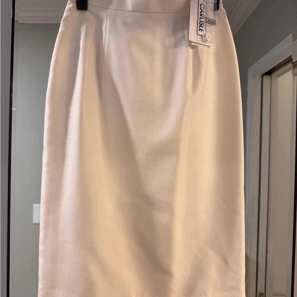 Carlisle Cream Pencil Skirt - 100% silk, NWT, size 2
